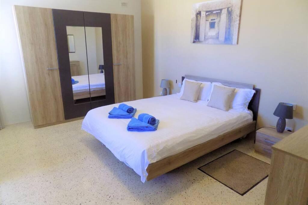 Sunshine Holiday Apartment 5 With Spectacular Seaviews St. Paul's Bay Buitenkant foto