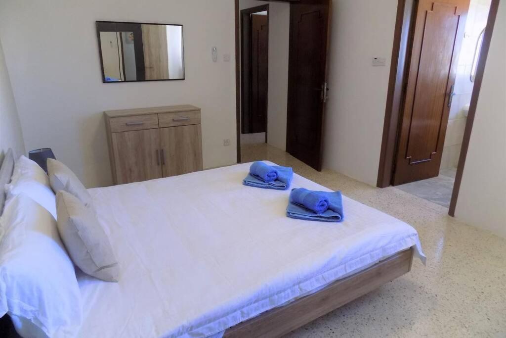 Sunshine Holiday Apartment 5 With Spectacular Seaviews St. Paul's Bay Buitenkant foto