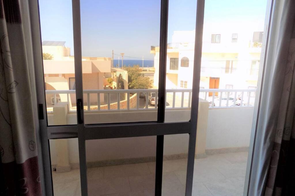 Sunshine Holiday Apartment 5 With Spectacular Seaviews St. Paul's Bay Buitenkant foto