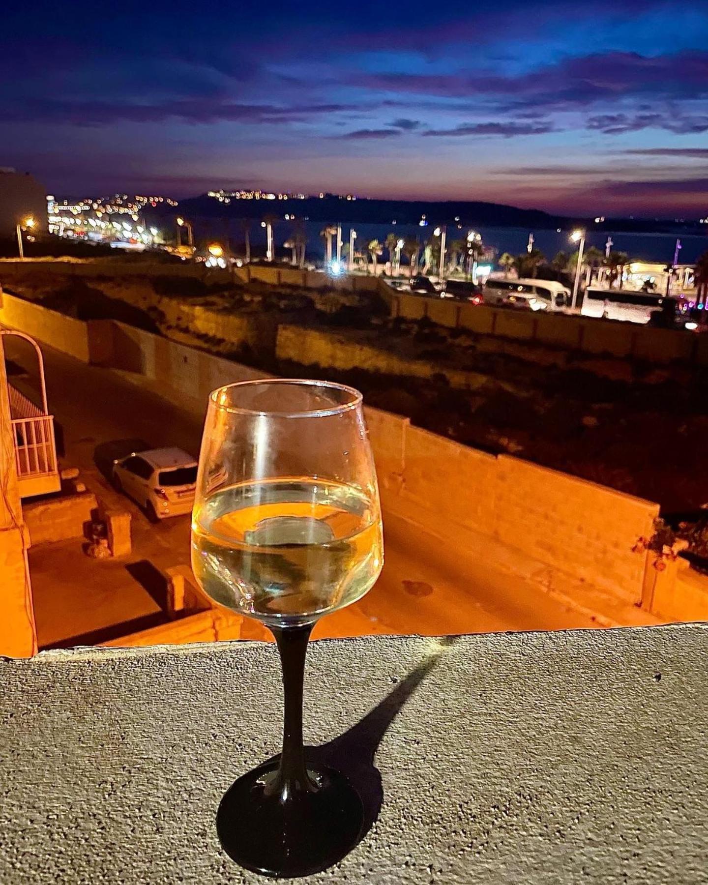 Sunshine Holiday Apartment 5 With Spectacular Seaviews St. Paul's Bay Buitenkant foto